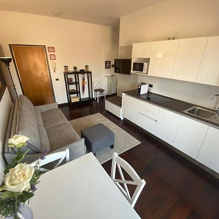 City39 "Residenze Del Cuore" Верона Екстериор снимка