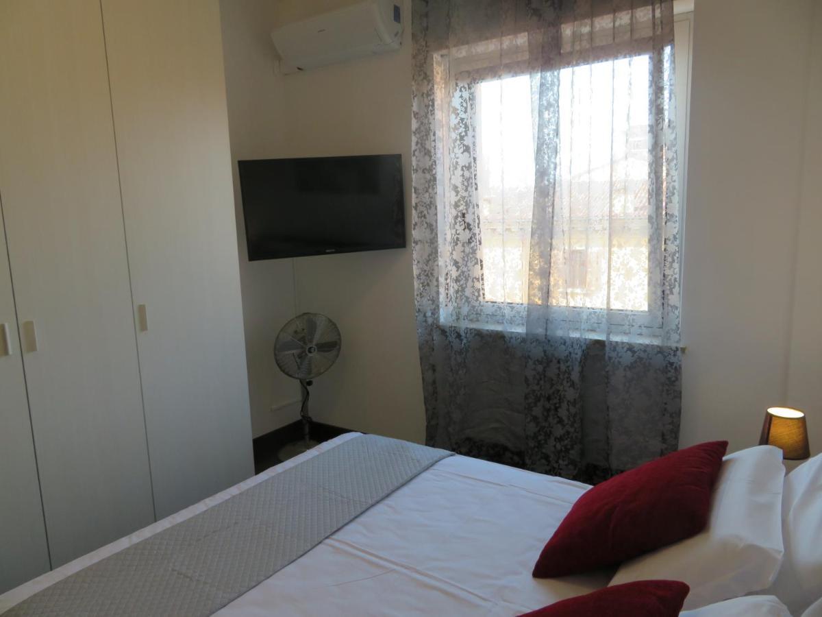 City39 "Residenze Del Cuore" Верона Екстериор снимка