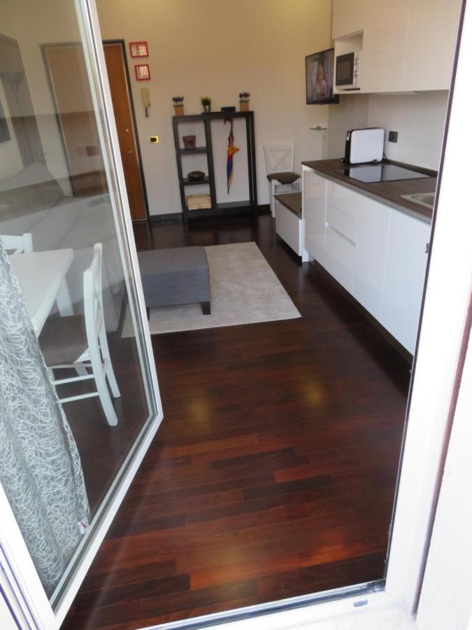 City39 "Residenze Del Cuore" Верона Екстериор снимка