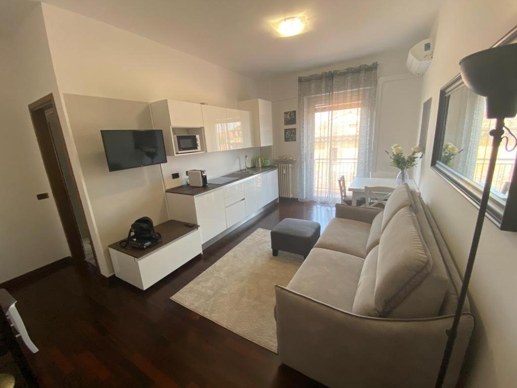 City39 "Residenze Del Cuore" Верона Екстериор снимка